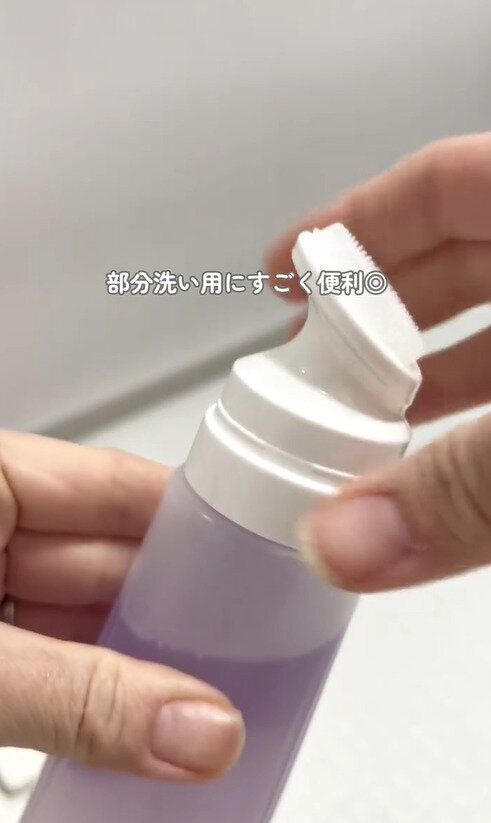 旅行にも持っていくと便利!「シリコーンブラシ詰め替えチューブ」