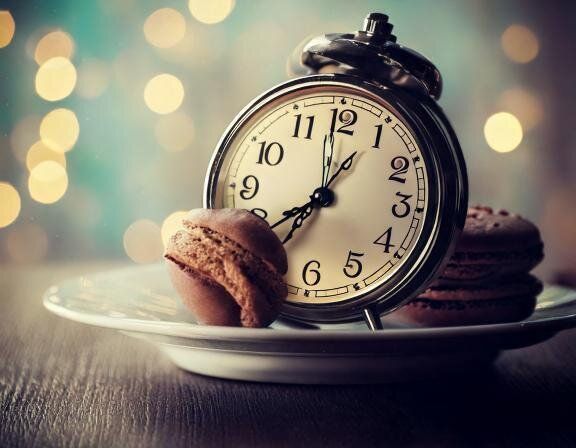 【夢占い】眠気に襲われる夢の意味とは？状況を詳しく解説！