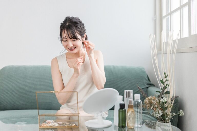 【30代女性】イヤリングのおすすめブランド7選！選び方も紹介