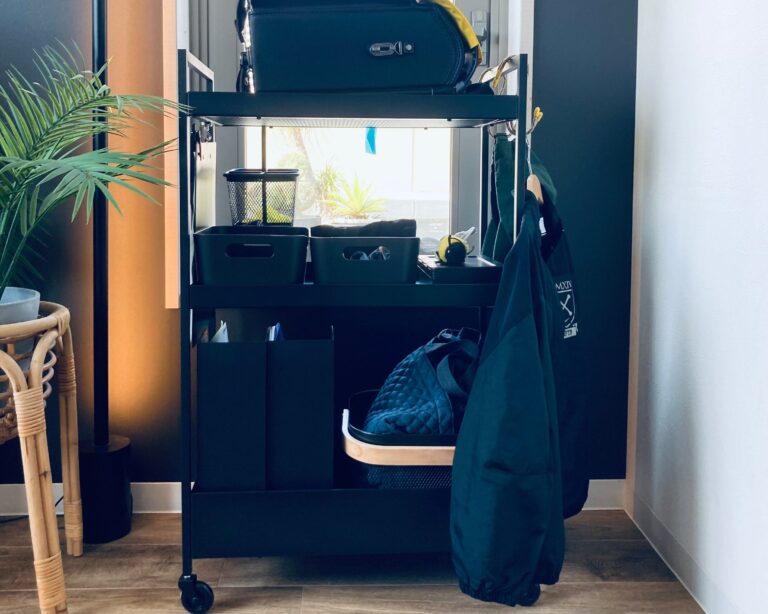 片づけなさい！がみるみる減っていく！「学用品・ワゴン収納」の魅力・３選