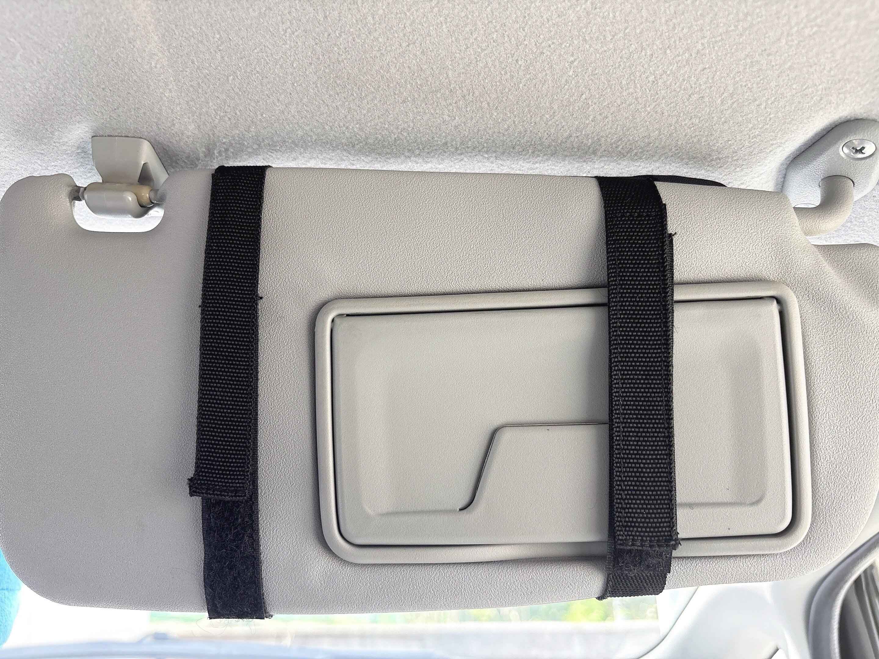 セリアサンバイザーポケット