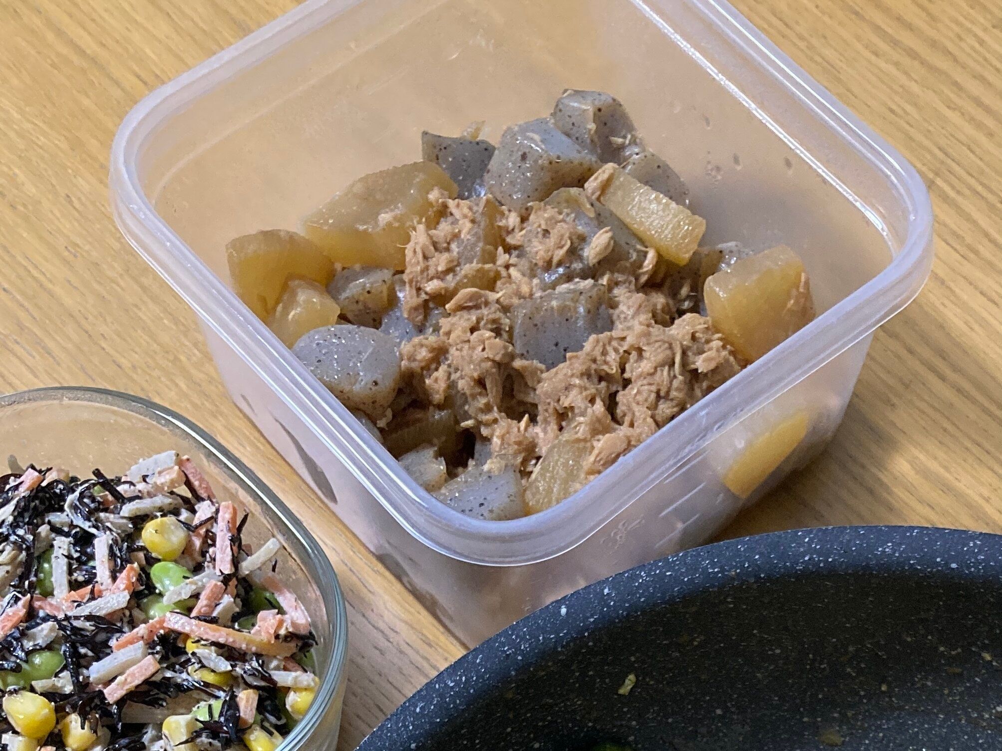 大根とこんにゃくのツナ煮