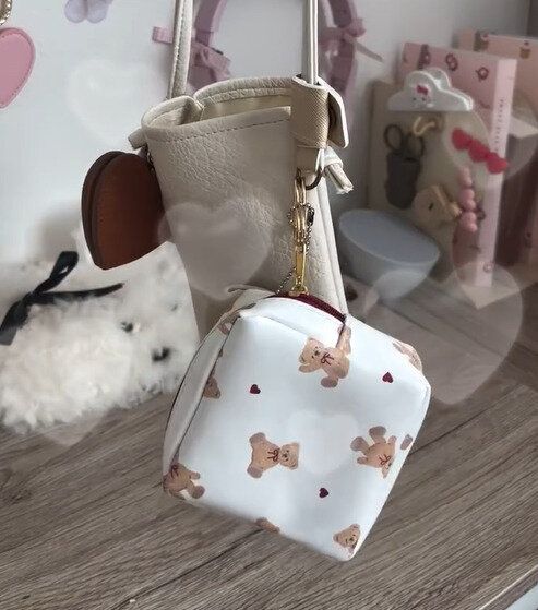 小物収納に!「ミニスクエアポーチ くま柄」