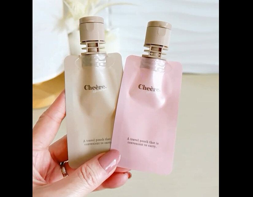 【セリア】くすみカラーがおしゃれ！コンパクトなつめかえパウチ10ml