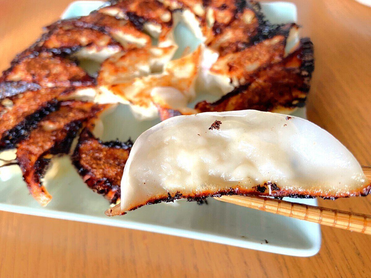 パリッと焼いた餃子