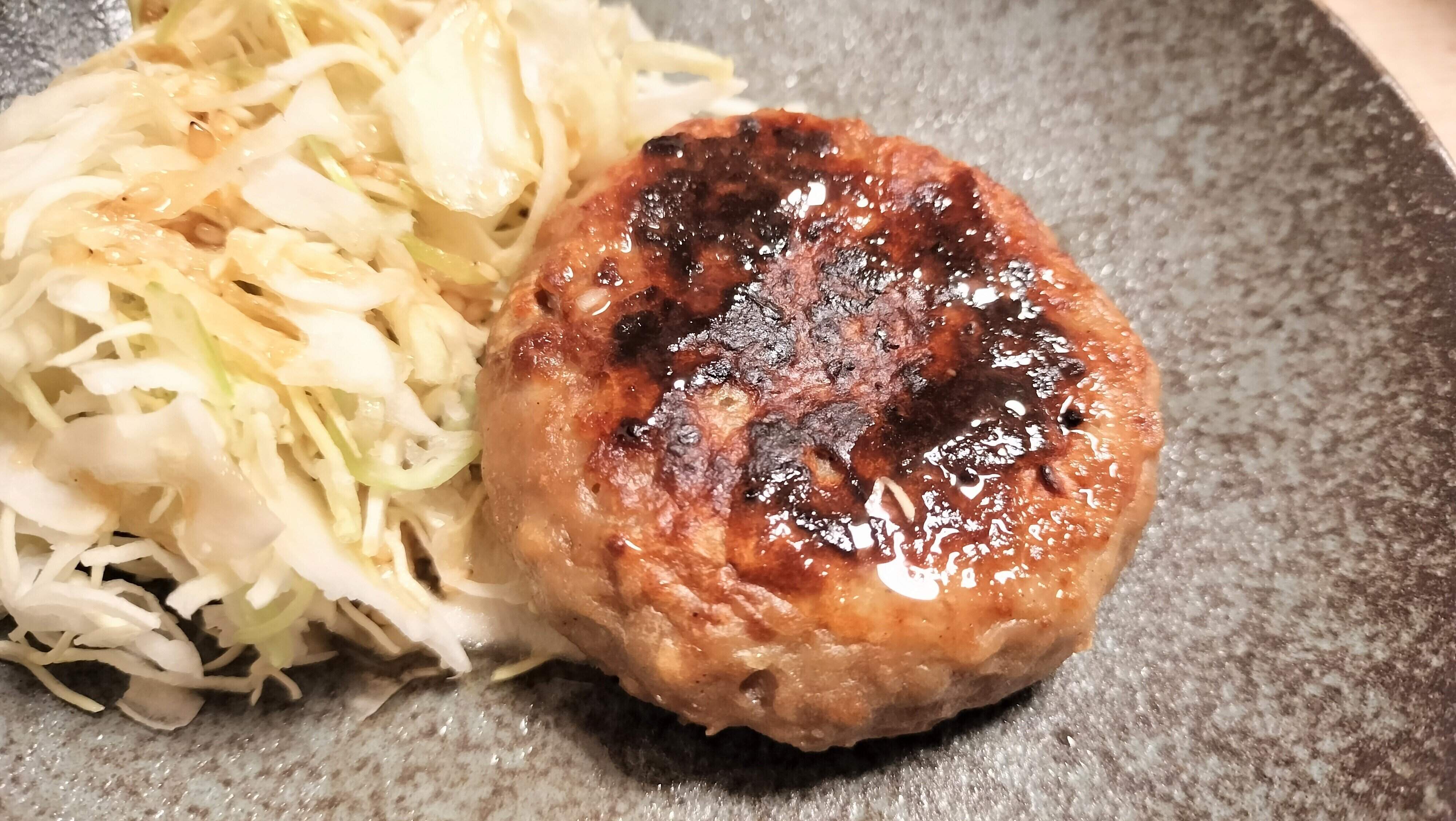 ミニサイズが嬉しいハンバーグ