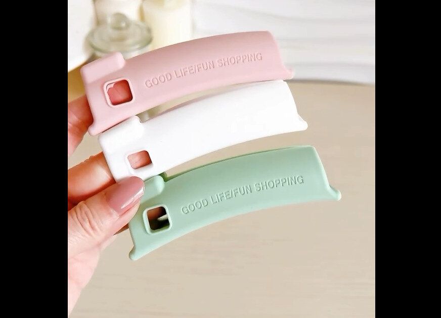 【セリア】やわらかくて持ちやすい!ショッピングバッググリップ