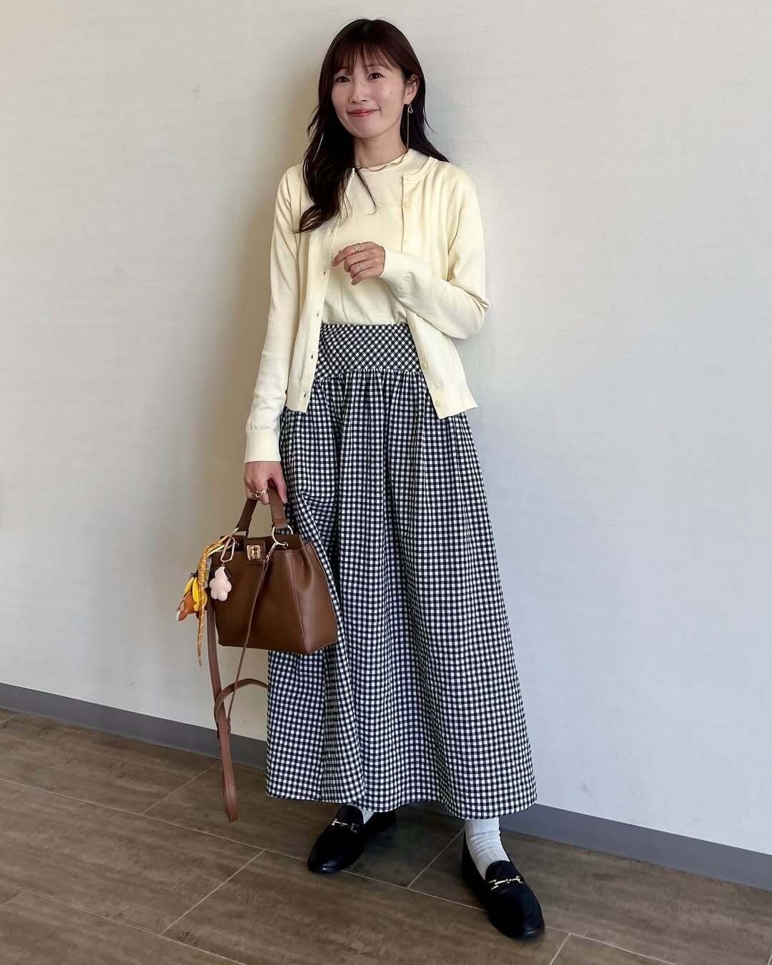 【ユニクロ】どの色にする?着回し自在「UVカットクルーネックカーディガン」コーデ集