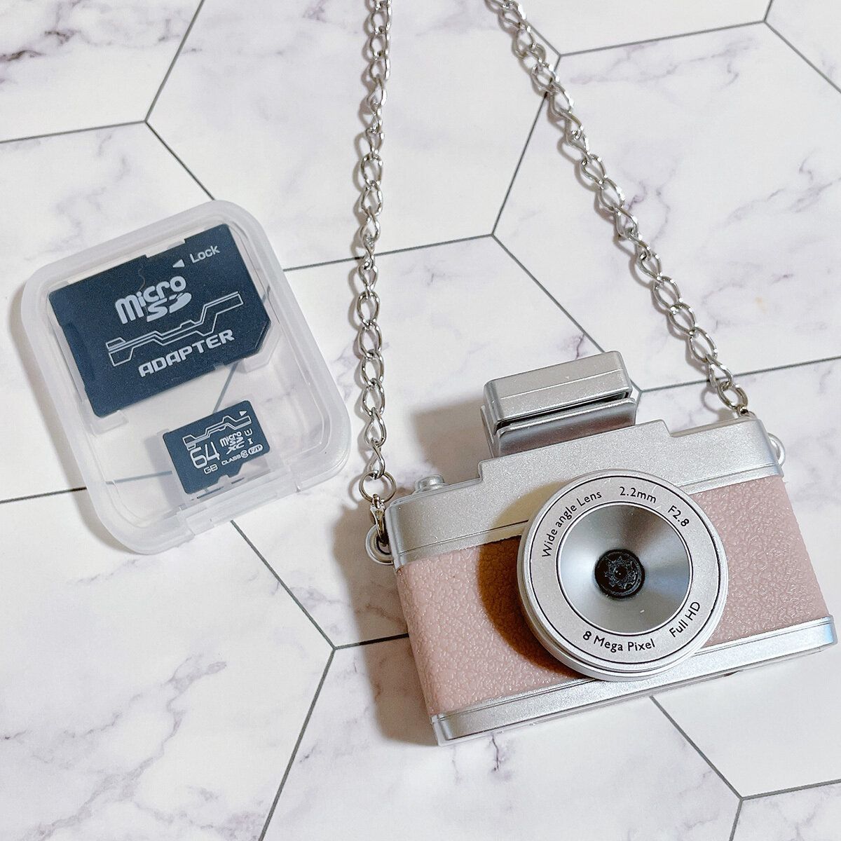 SDカードを入れれば動画も撮れる