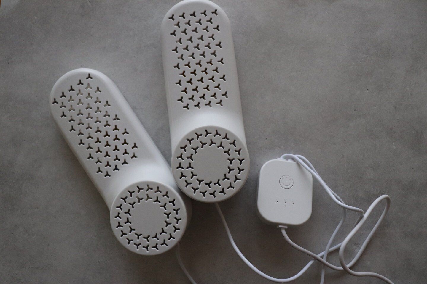 【ダイソー】濡れた靴に！雨の日の後に便利なダイソーグッズ