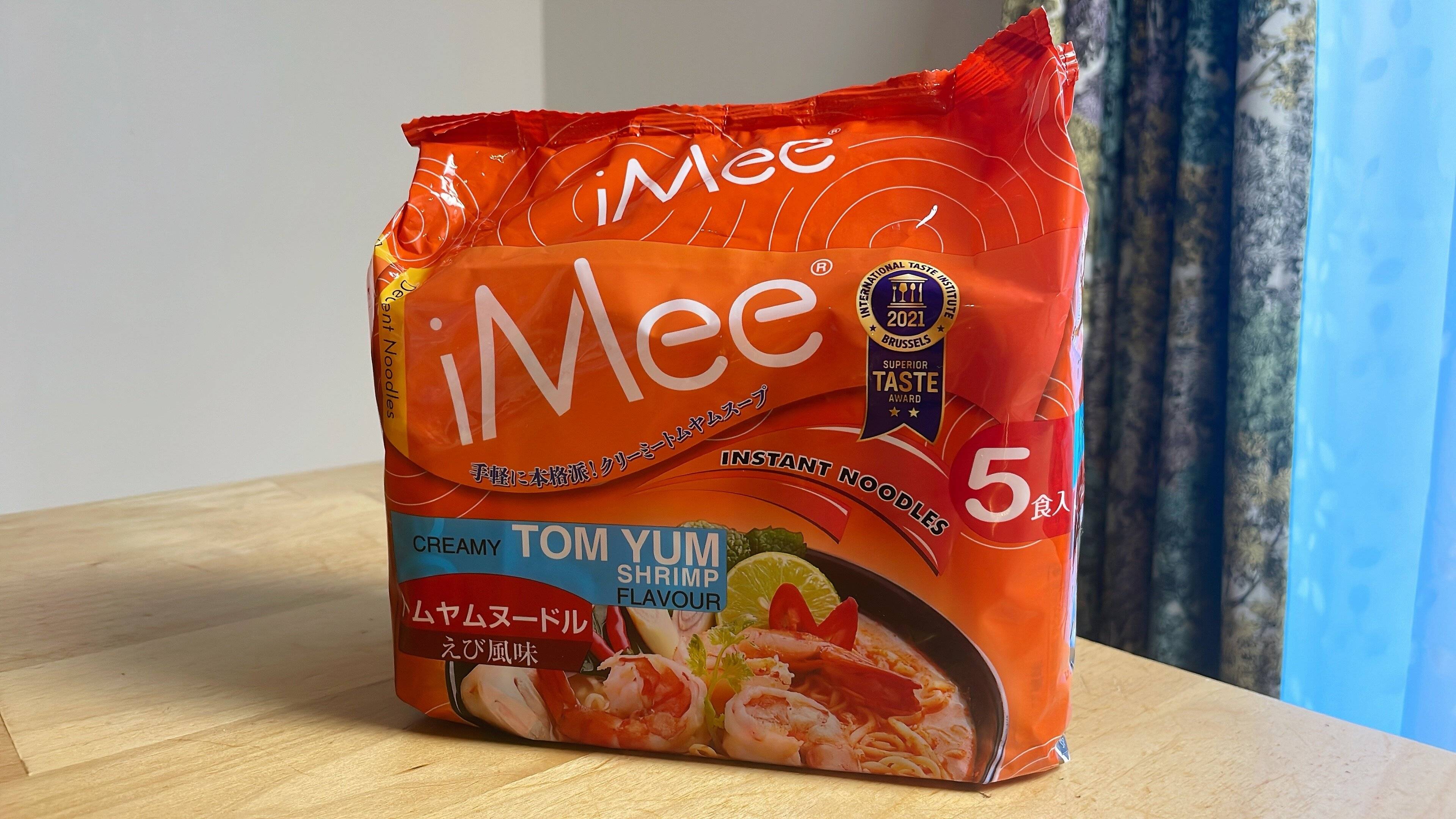 トムヤムヌードル