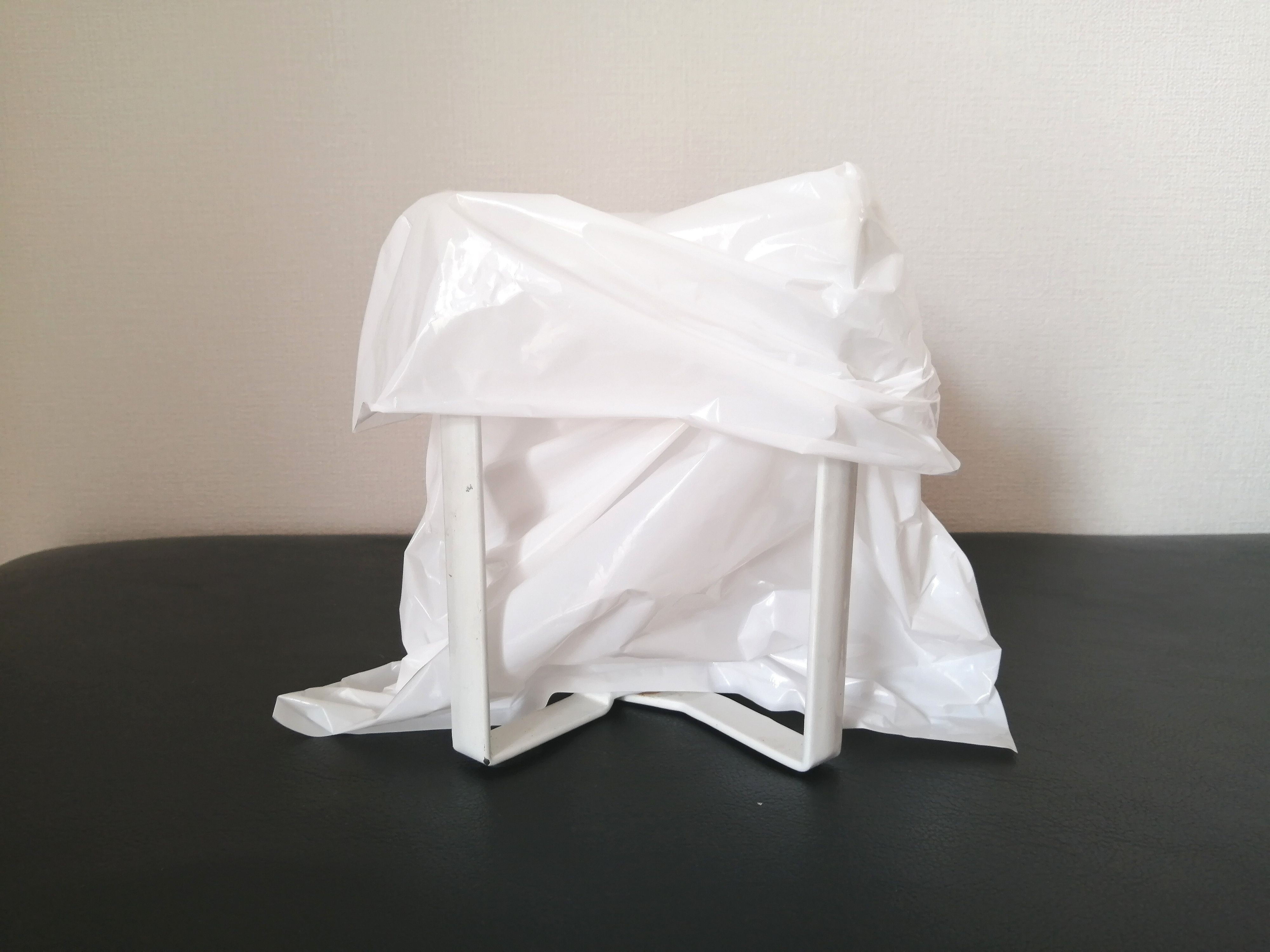 ゴミ袋ホルダー