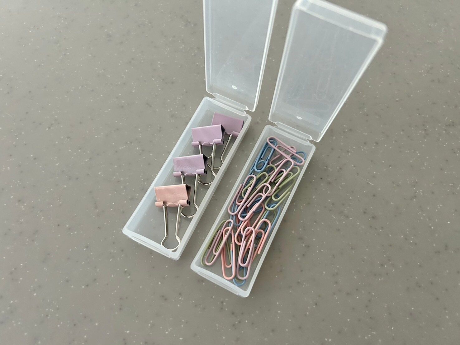 【ダイソー】絶対便利！きれいに仕分けして持ち運びできるカスタム小物収納ケースは複数個買いがおすすめ