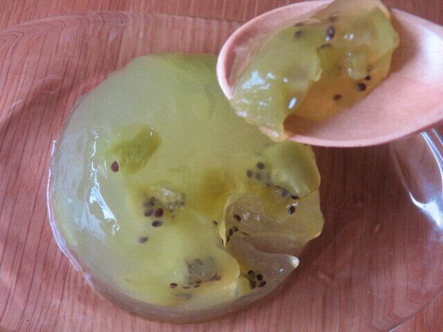 スプーンですくったところ