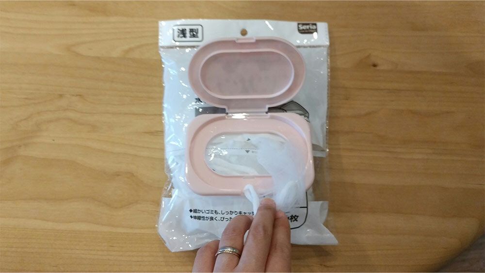 水切りネットにウェットティッシュの蓋を貼り付けた