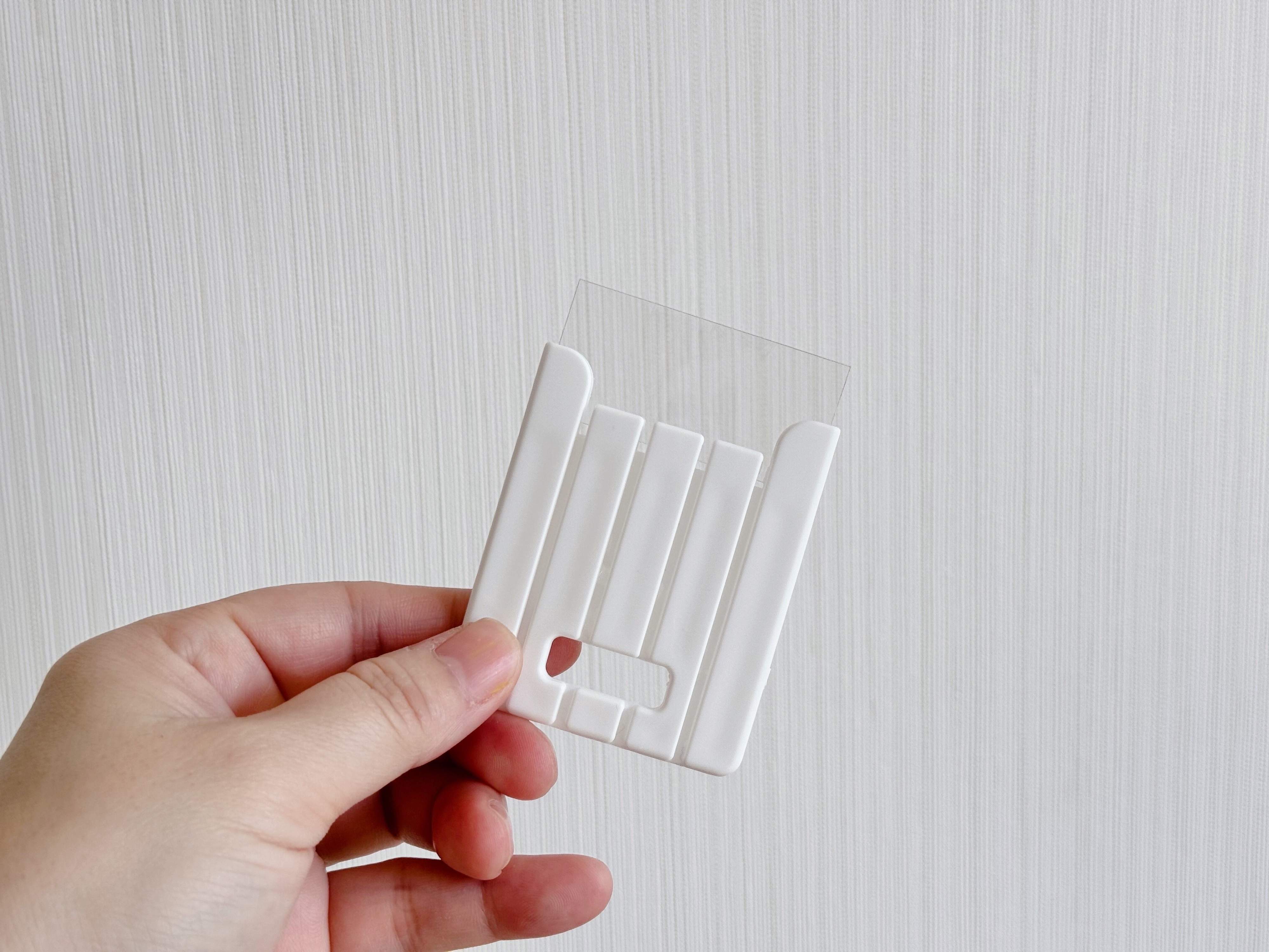 飛ぶように売れてる【ダイソー】「考えた人すごい!」「家中がピカピカになる!」超優秀人気グッズ3選