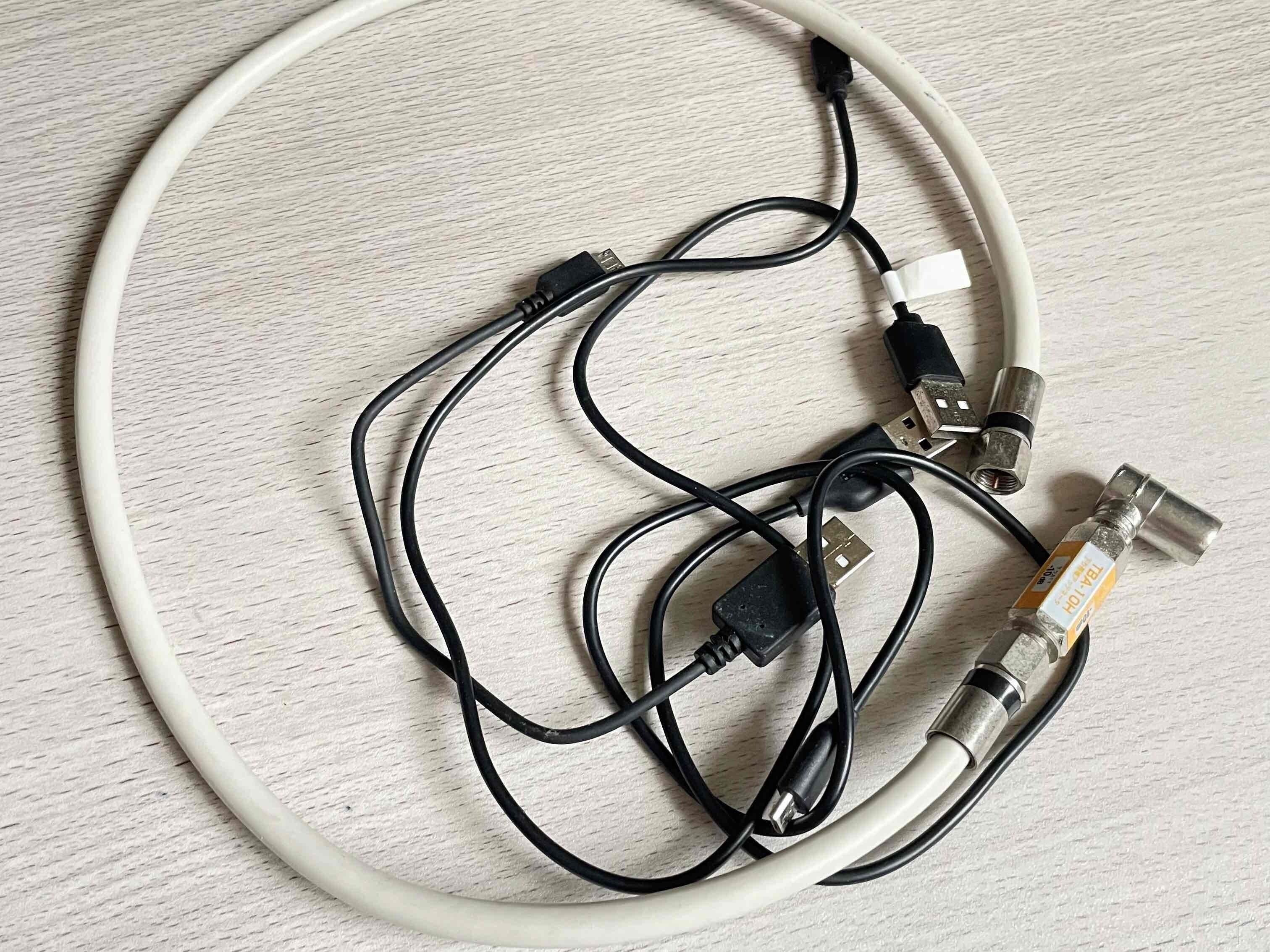 用途不明のコード類