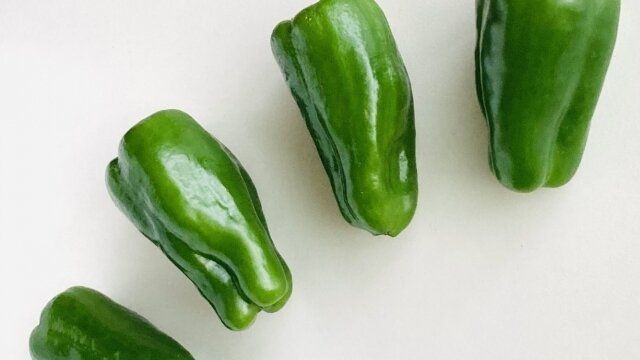 野菜のプロが解説！スーパーでピーマンを買うときにおいしいものを見分けるコツとは？