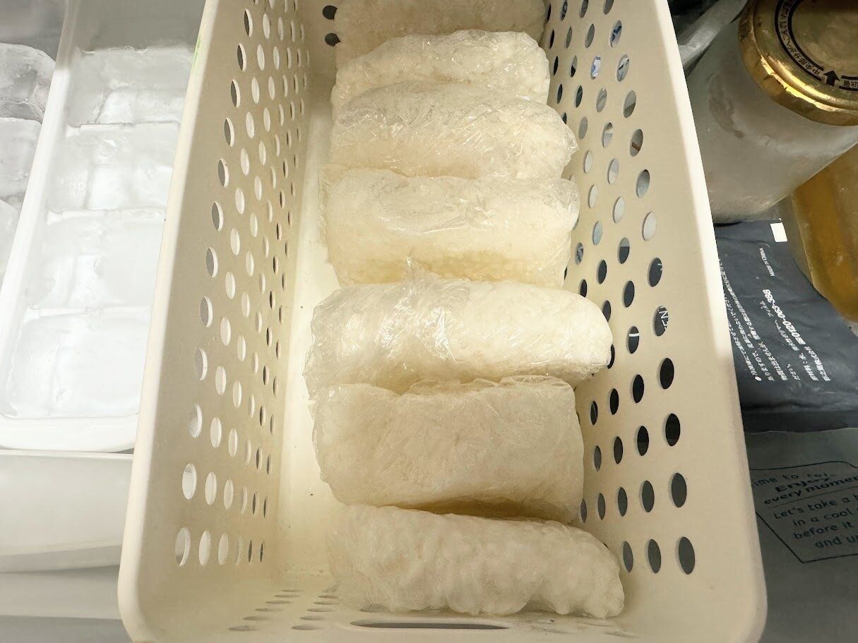 ラップに包んで冷凍したご飯