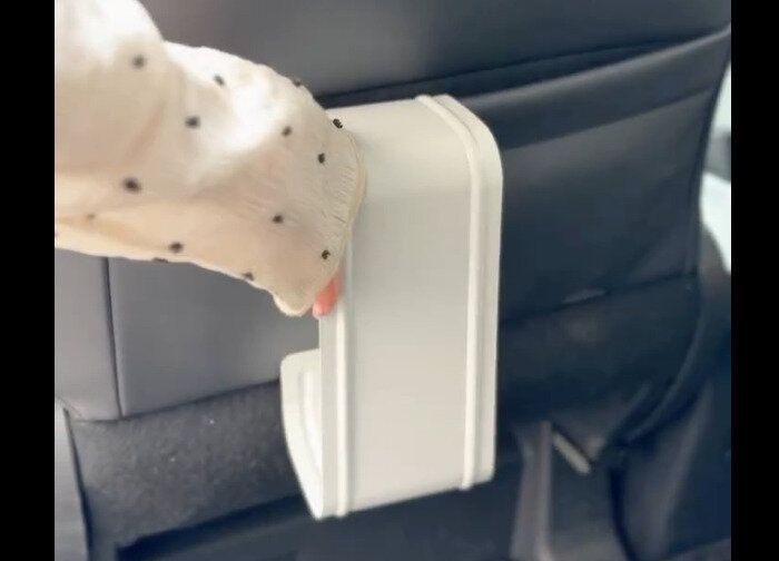 【ダイソー】イライラ回避！マグネットバスタオルホルダープレート