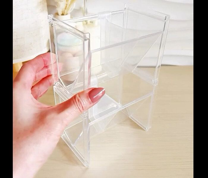 【セリア】ムダなくスッキリ!洗面鏡ナナメスタンド