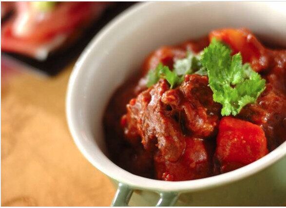 コトコト煮込んだトロトロ牛すね肉のシチュー