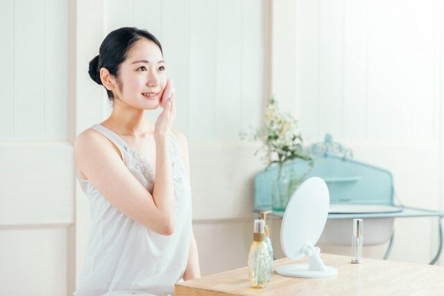 洗顔後すぐ、清潔な肌に使う