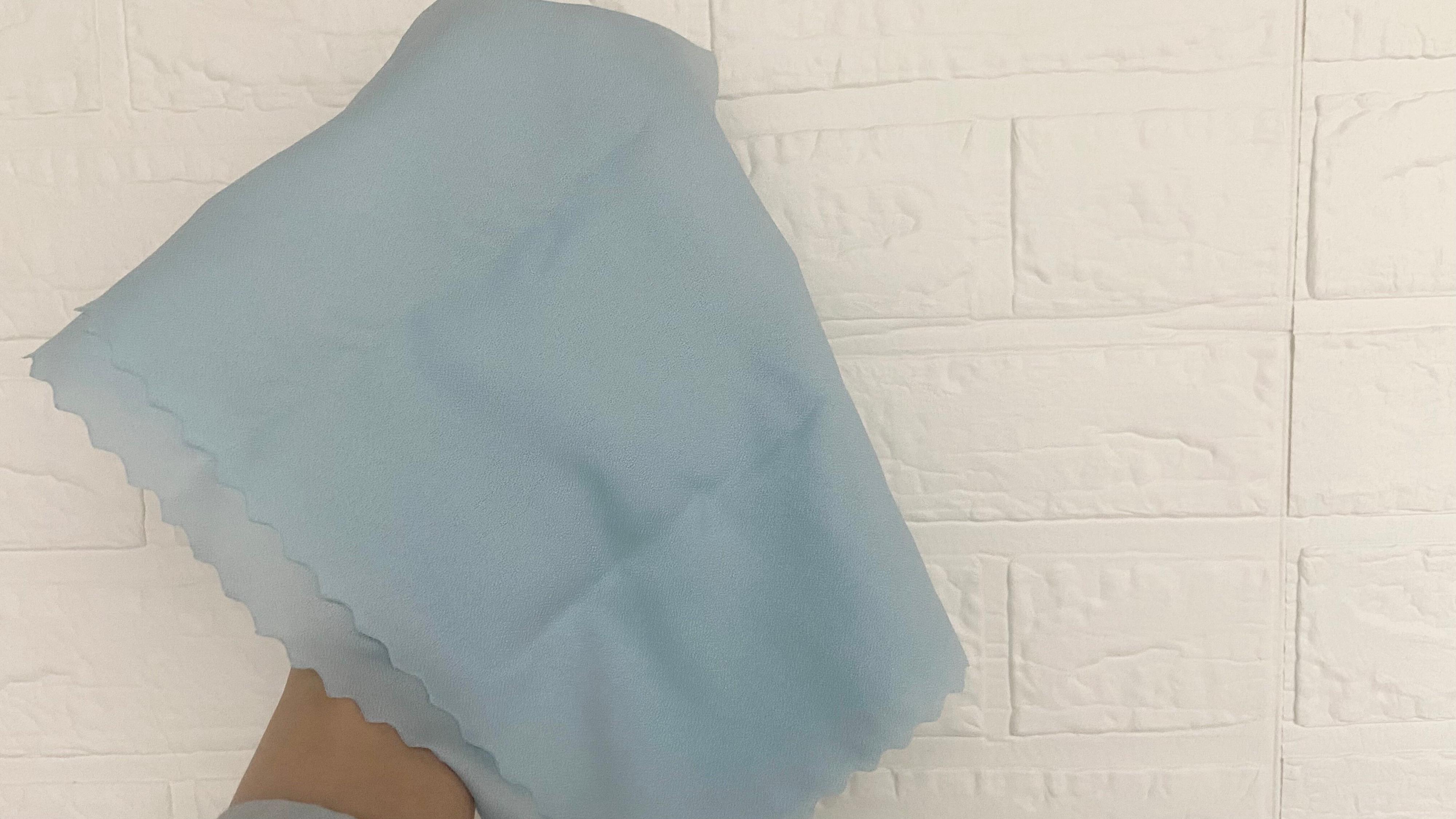 スリーピー THREEPPY  クールタオル（シリコーンケース付、柄A） JANコード：4550480747637