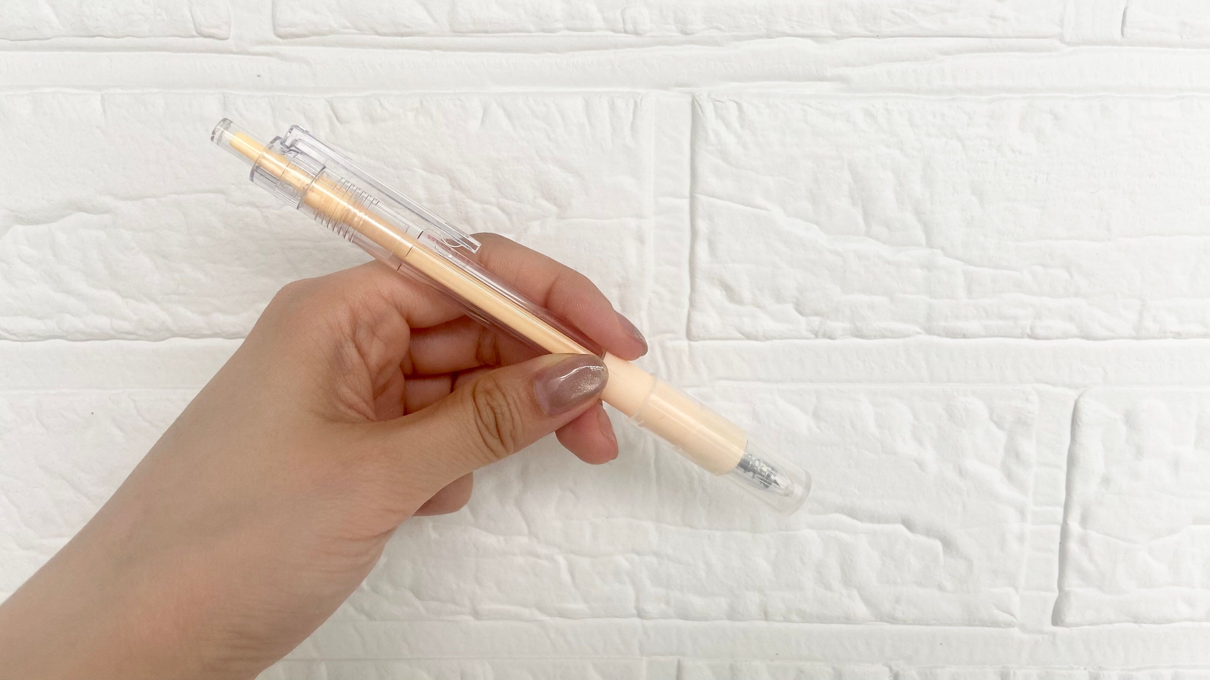 キャップ付切り抜きカッター JANコード4991203197344