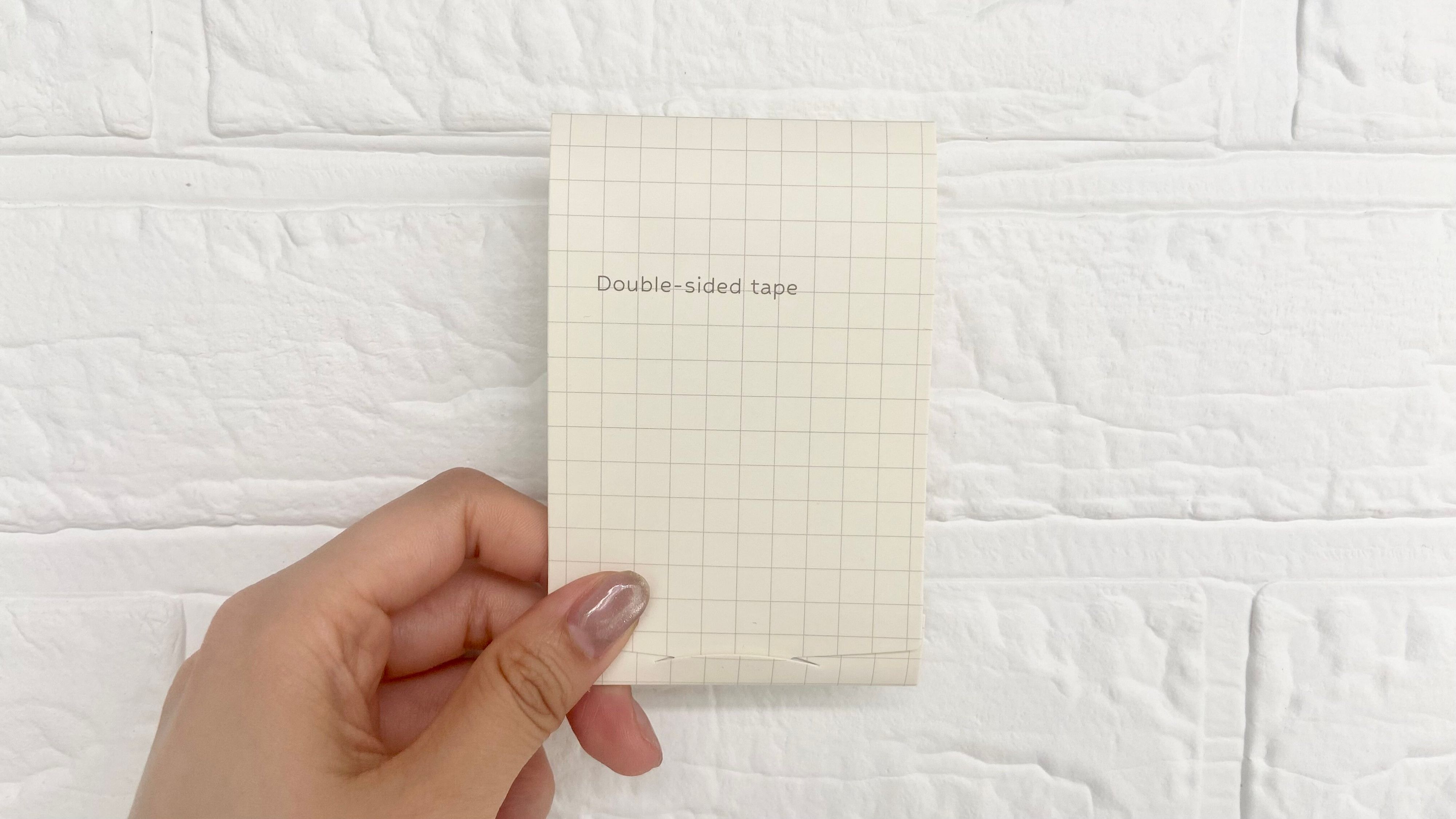 持ち歩ける両面テープ JANコード4977498242099