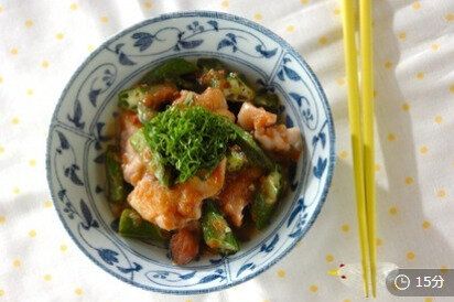 鶏もも肉とオクラの梅煮