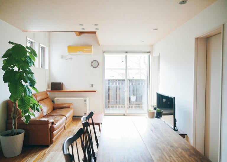 赤字家計から総資産1500万円超！44歳で教育費・老後資金の目途が立った人の貯めテク