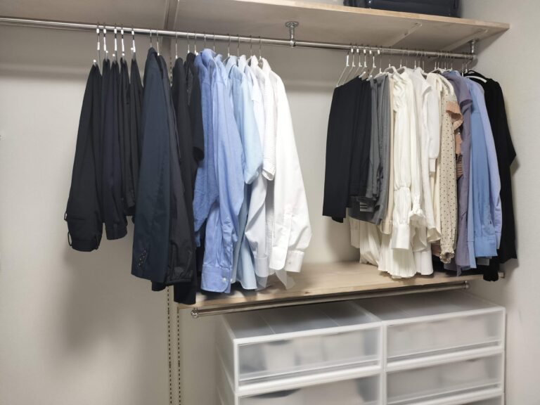 片づけのプロ直伝！クローゼットをすっきりさせるために最初に捨てるべきものとは？