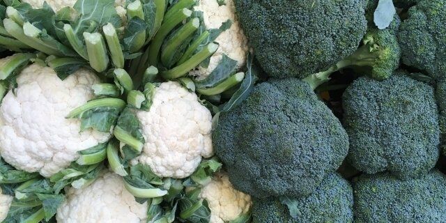 ブロッコリーとカリフラワー