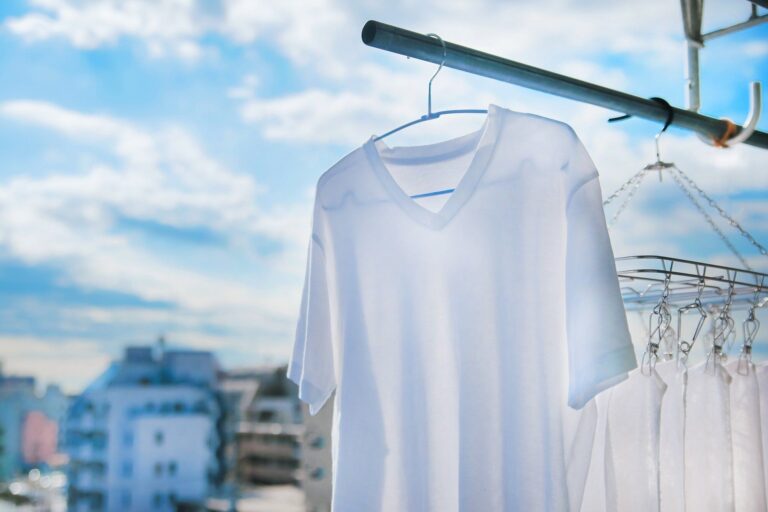 夏の洗濯、じつは落とし穴だらけ!?知っておきたい注意点とコツ3選