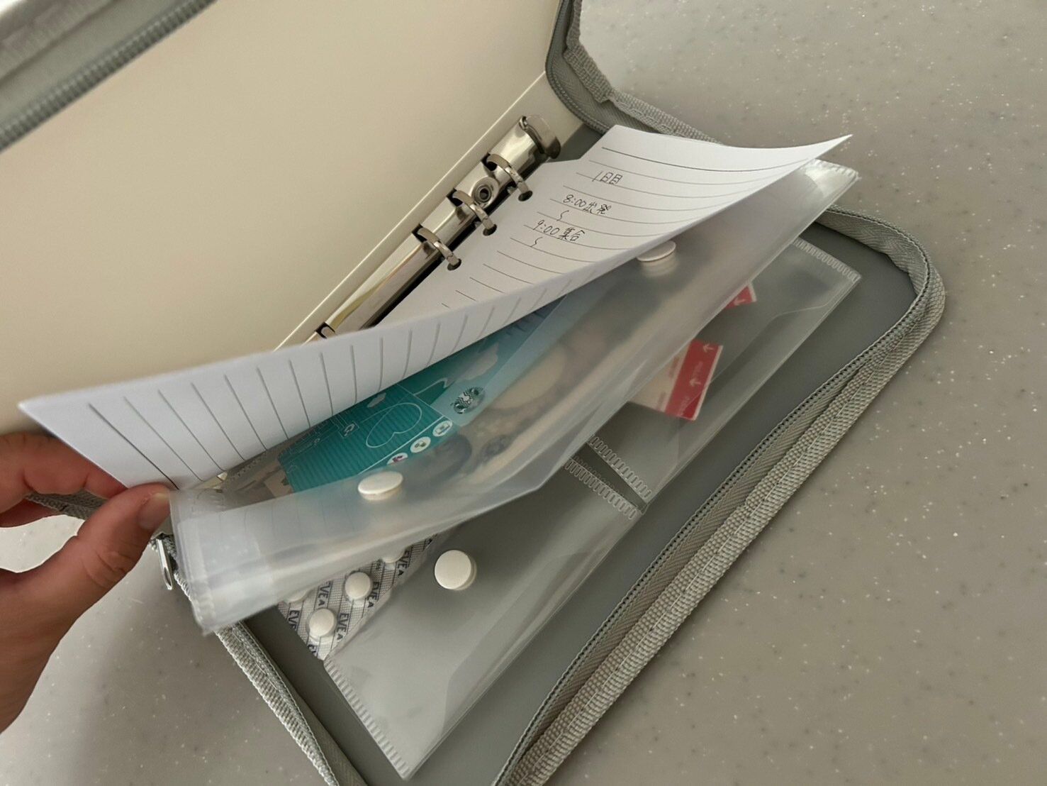 【セリア】収納ポーチは「自分でつくる」がおすすめ！セリアアイテムを組みあせて理想の収納を