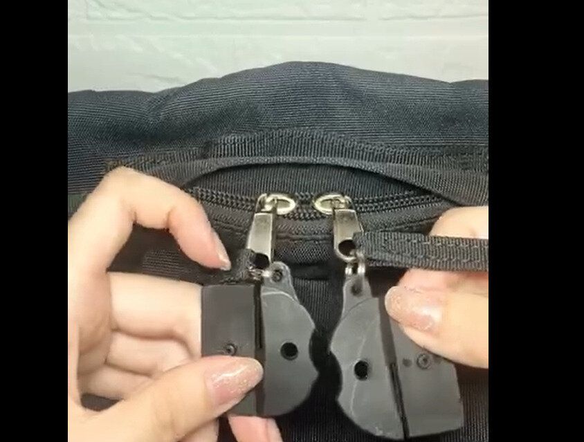 【ダイソー】スリ対策に!ファスナークリップ