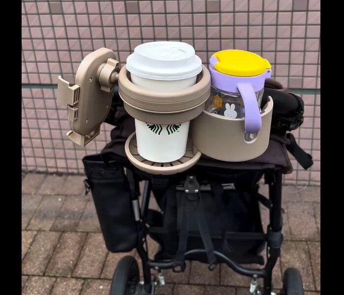 【3COINS】360度回転！スマホ&ドリンクホルダー