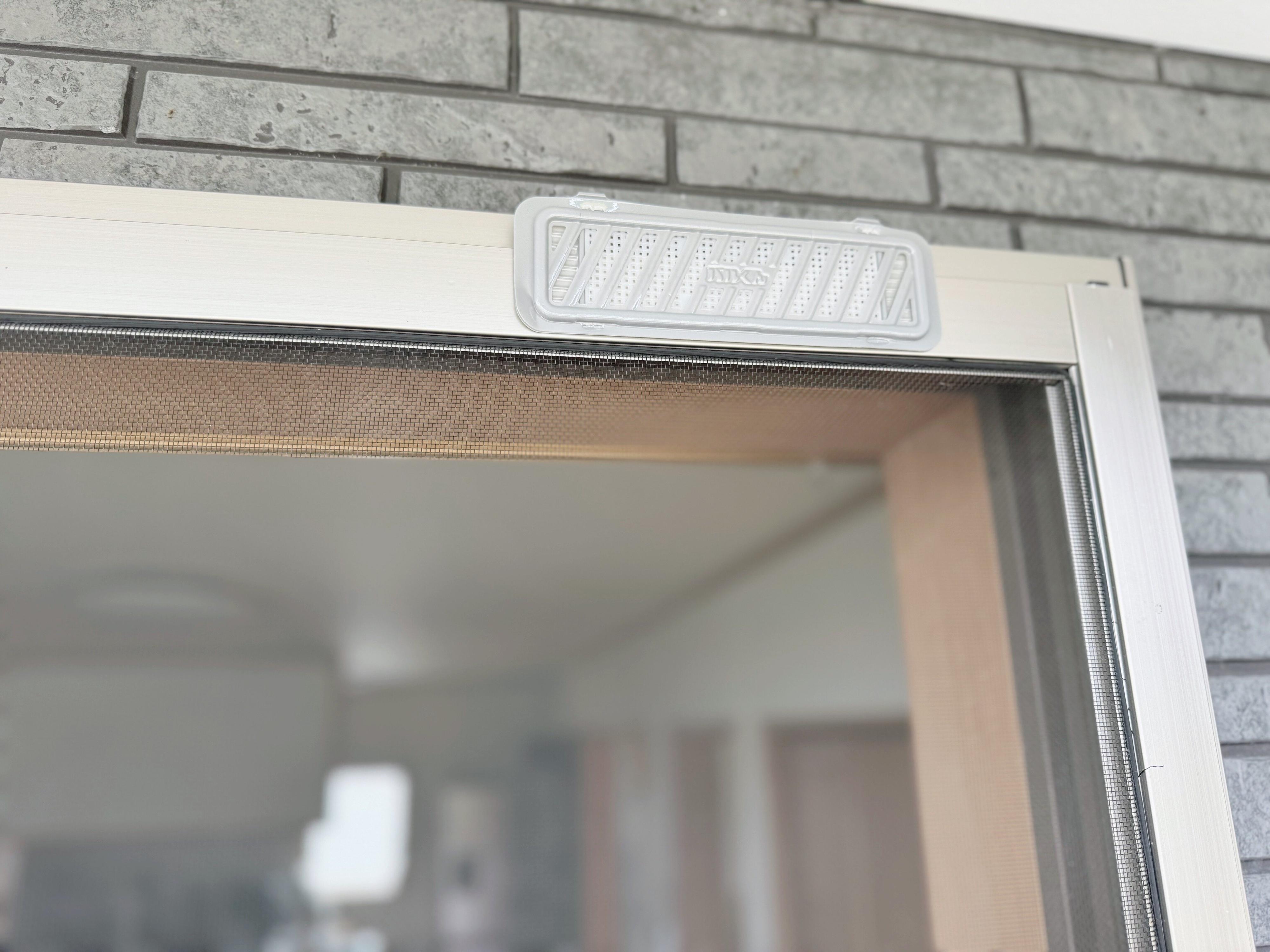 3．バルくん 虫こないでネット（スリムタイプ 窓枠用）