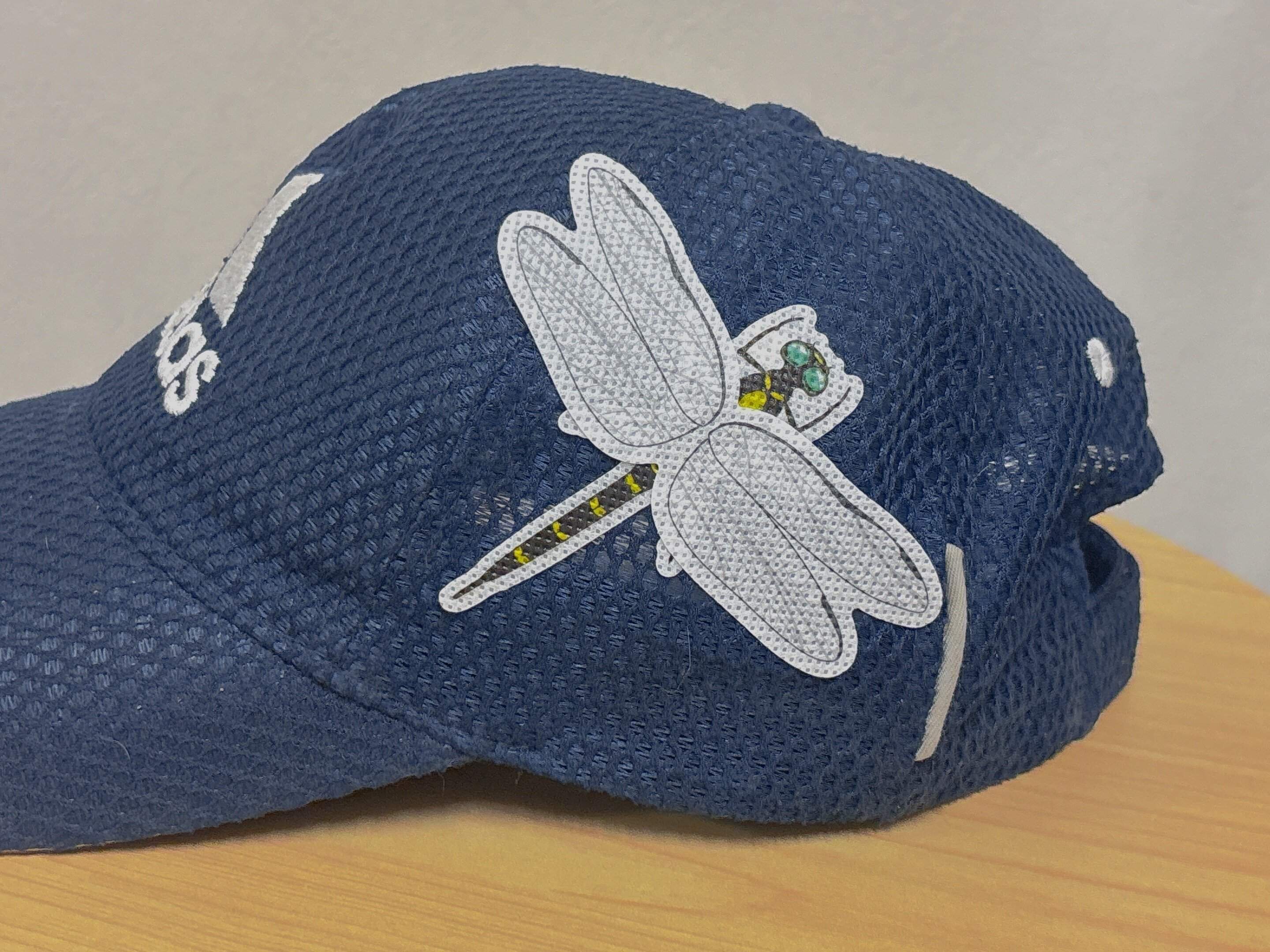 ダイソー虫よけシールとんぼ