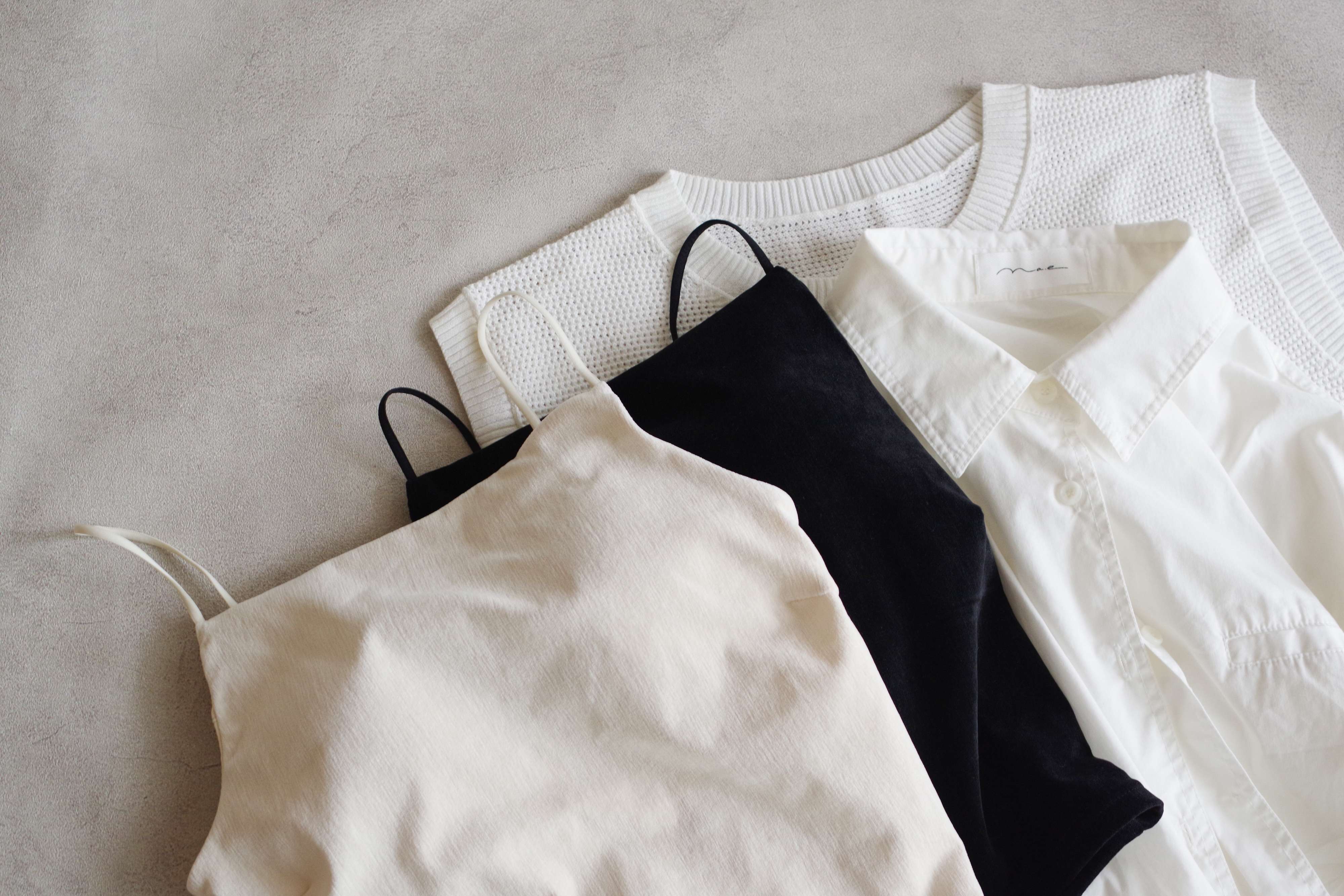 【GU】飛ぶように売れている！長～く着回したい「ベロアブラフィール」おすすめのレイヤード術とは