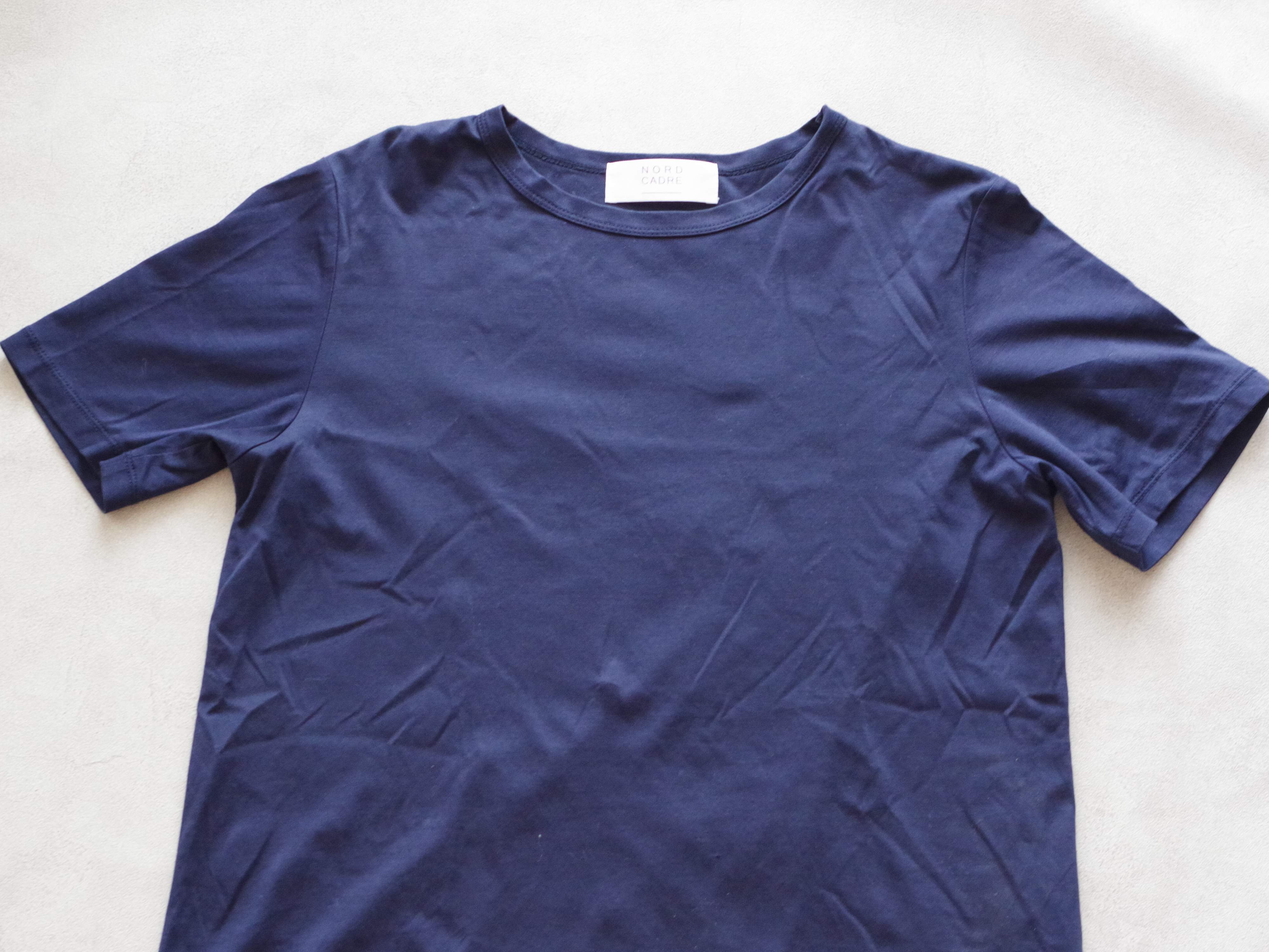 きれいめ・カジュアルも無地TシャツだけでOK!ひと工夫するだけで見違える方法とは?