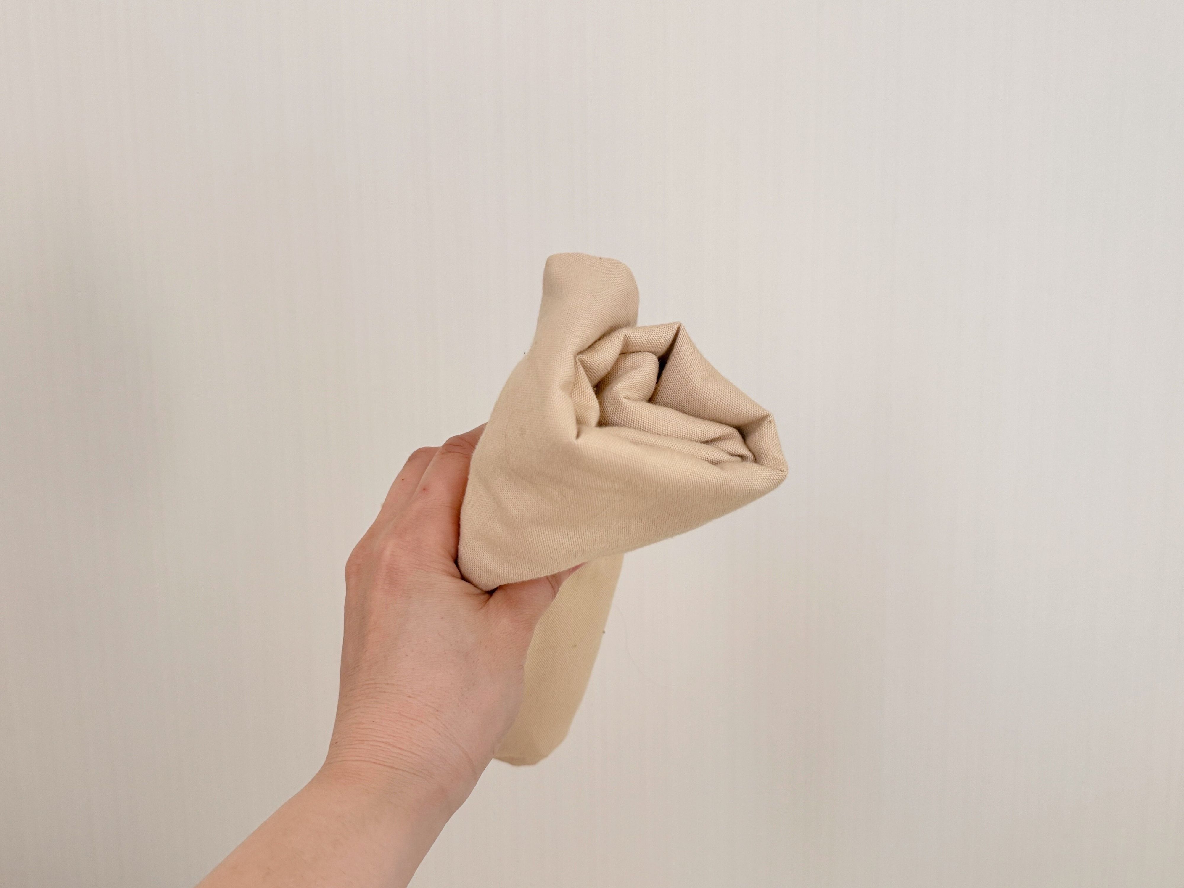 季節外の寝具収納には抱き枕カバーが使える!