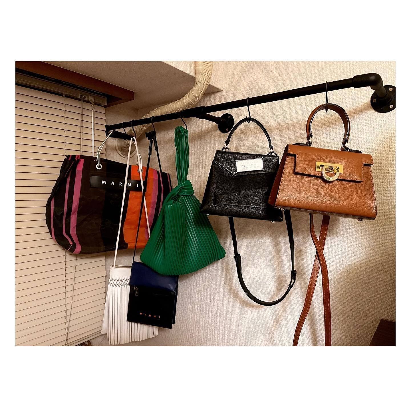 アイアンバーを使ってDIY！オリジナルバッグ置き場