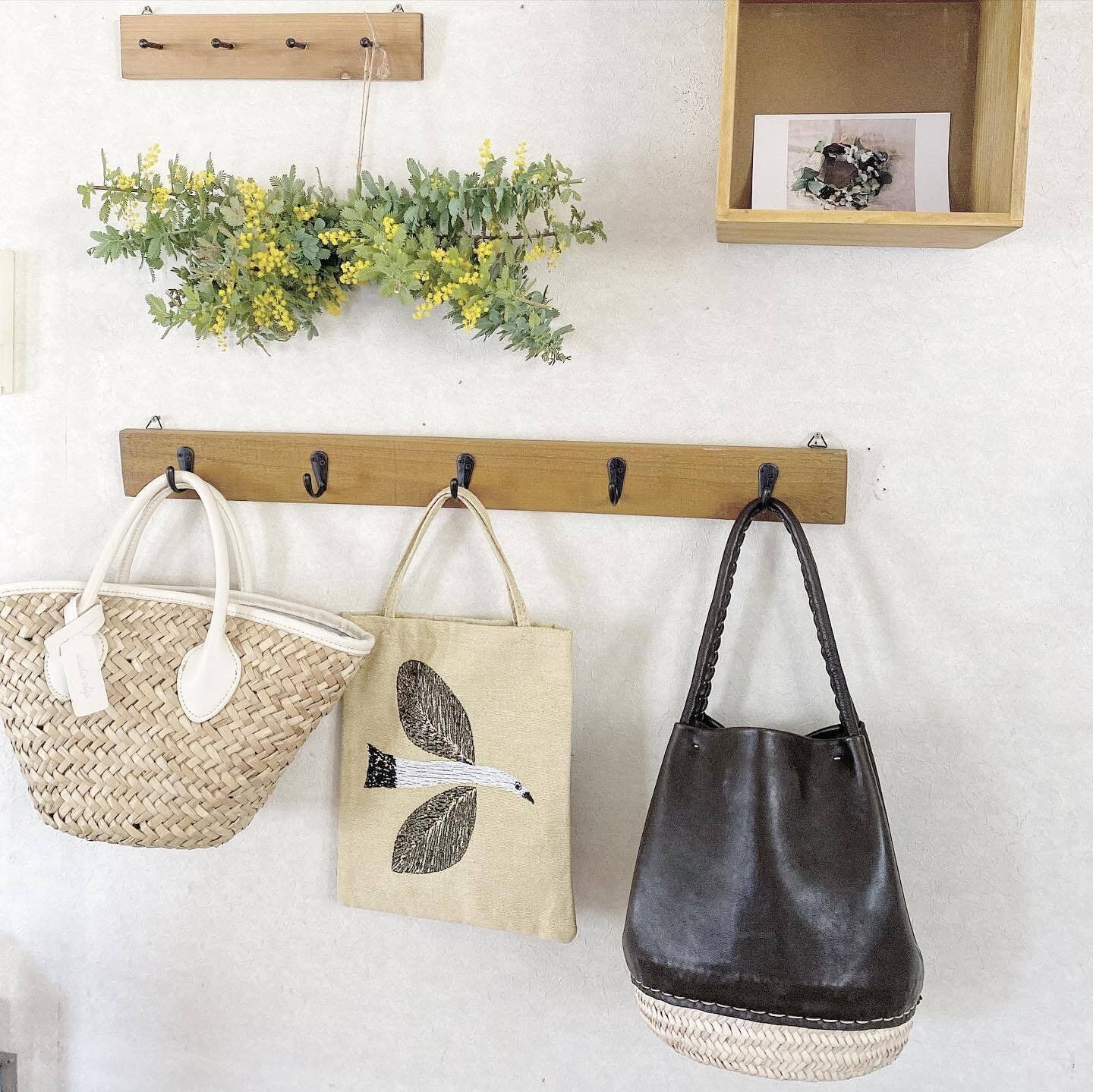 吊り下げ収納のスペースを確保！