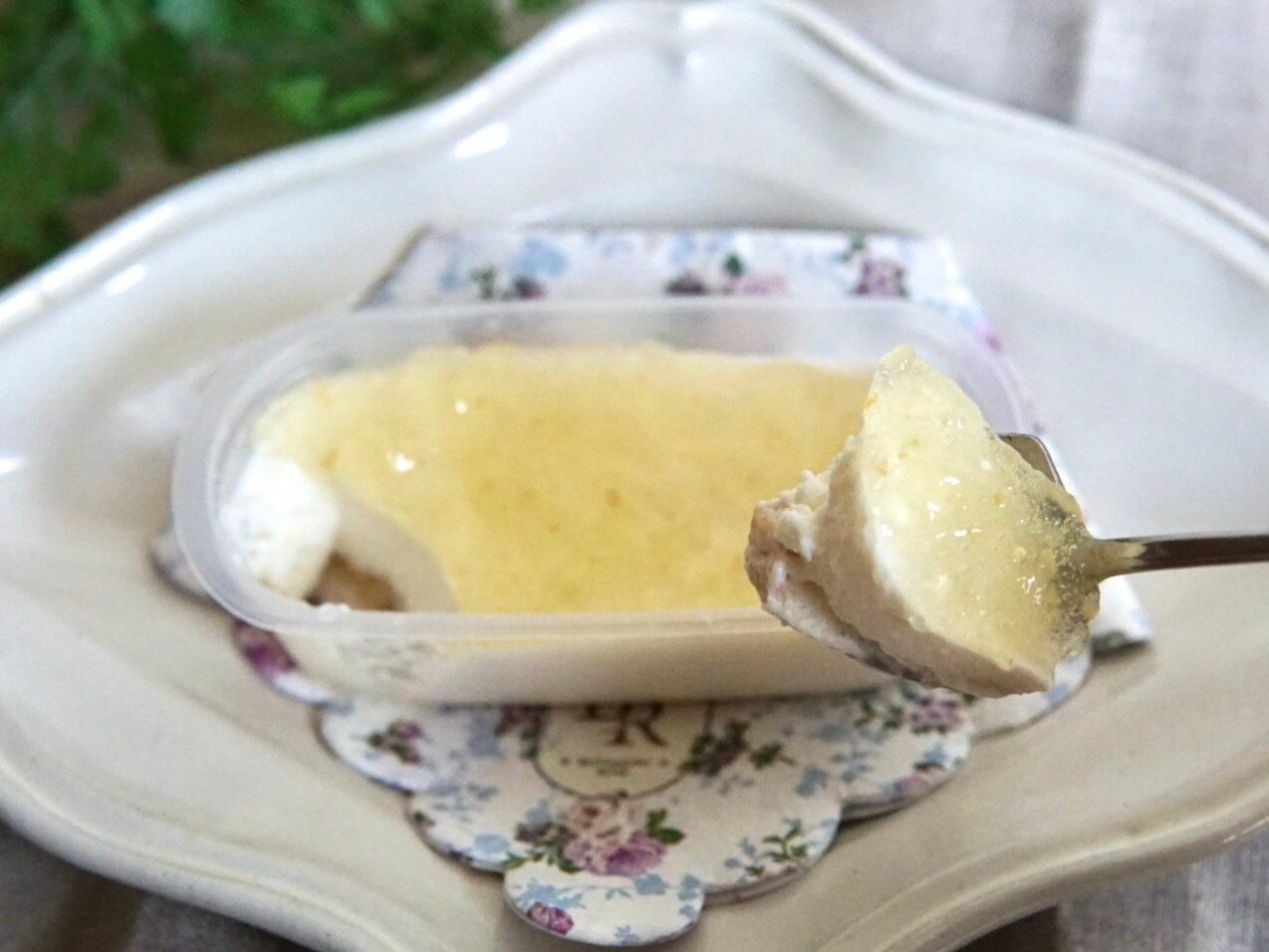 爽やかレモンのレアチーズケーキ