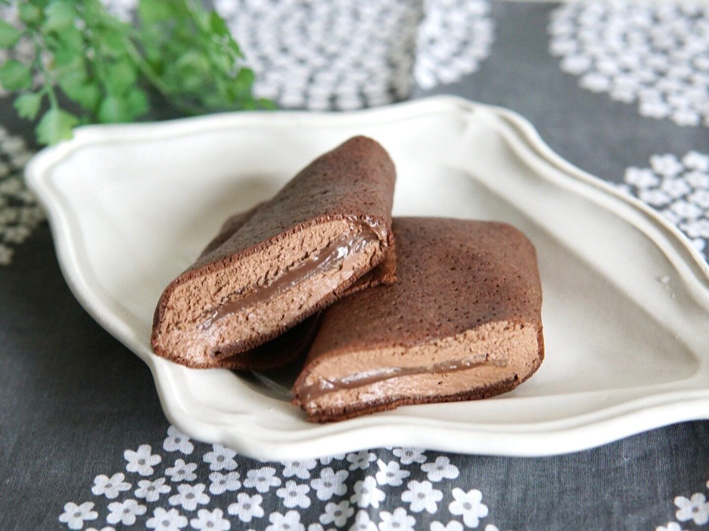 盛りすぎ！くちどけショコラクレープ