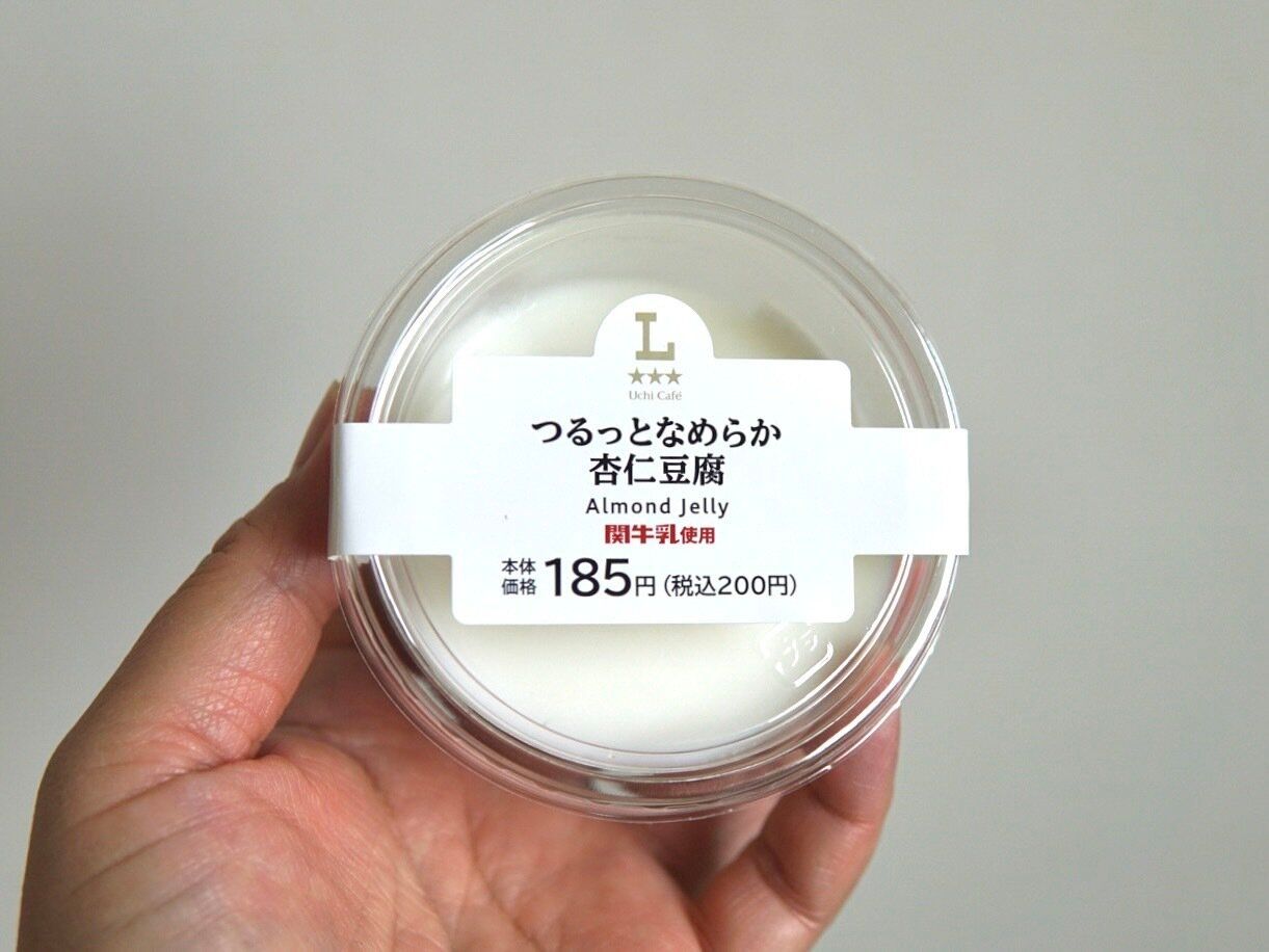 つるっとなめらか杏仁豆腐