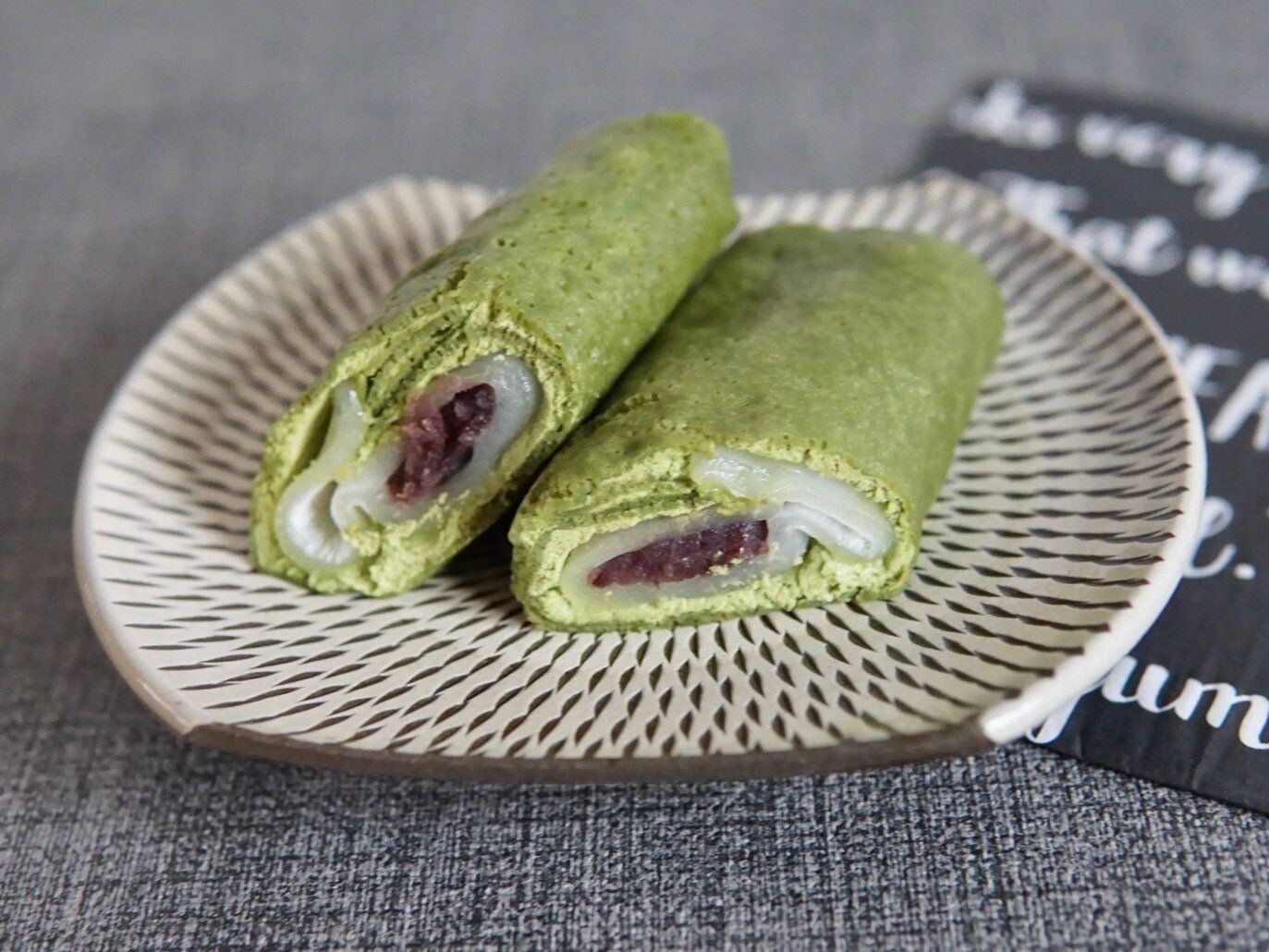 お抹茶大福みたいなクレープ