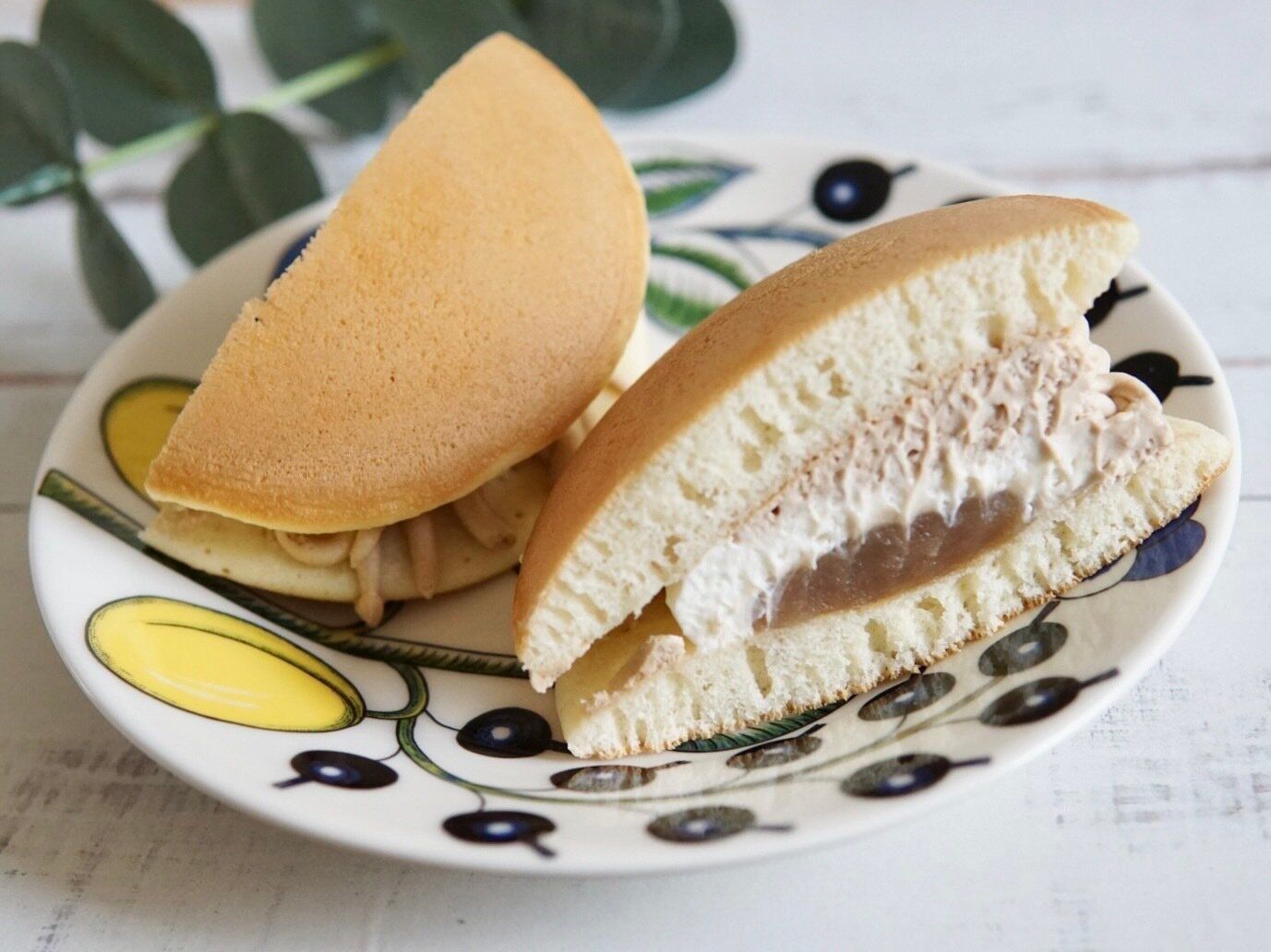 モンブランどら焼きカット画像